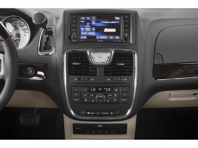 2015 Chrysler Town & Country Limited-Platinum