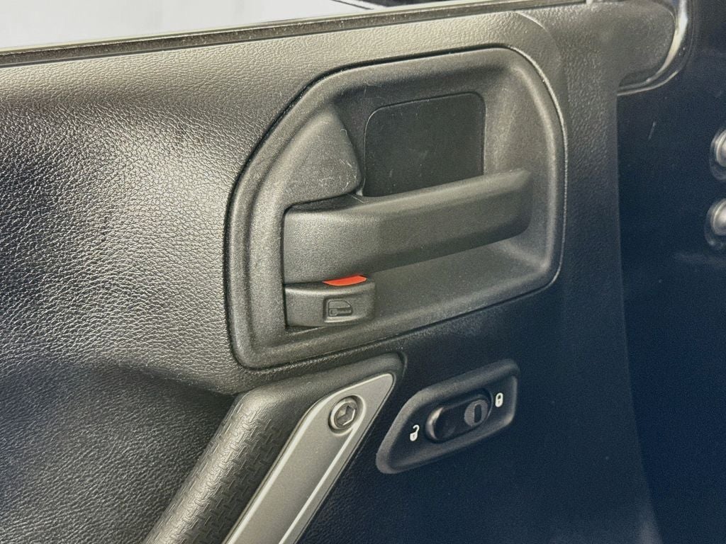 2013 Jeep Wrangler Unlimited Unlimited Sahara