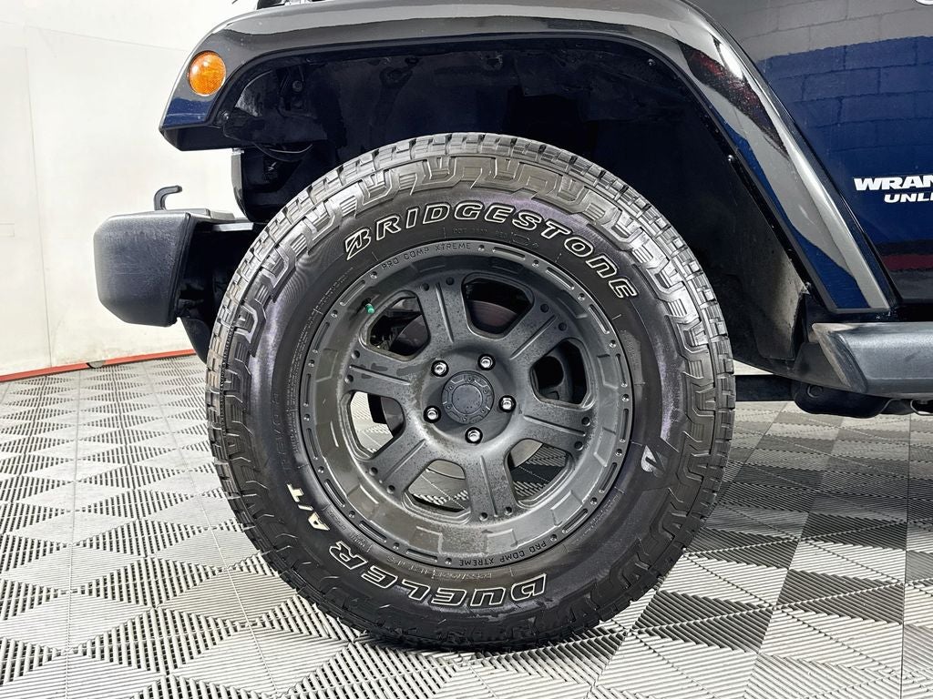 2013 Jeep Wrangler Unlimited Unlimited Sahara