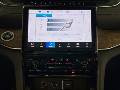 2023 Jeep Grand Cherokee Summit