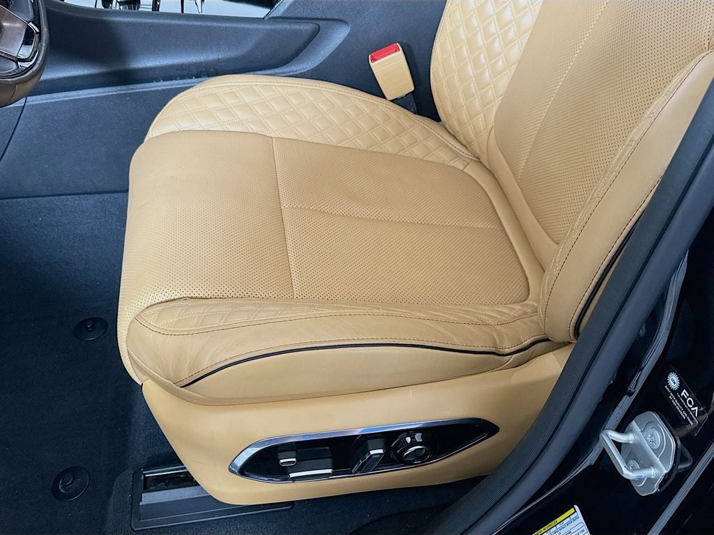 2023 Jeep Grand Cherokee Summit