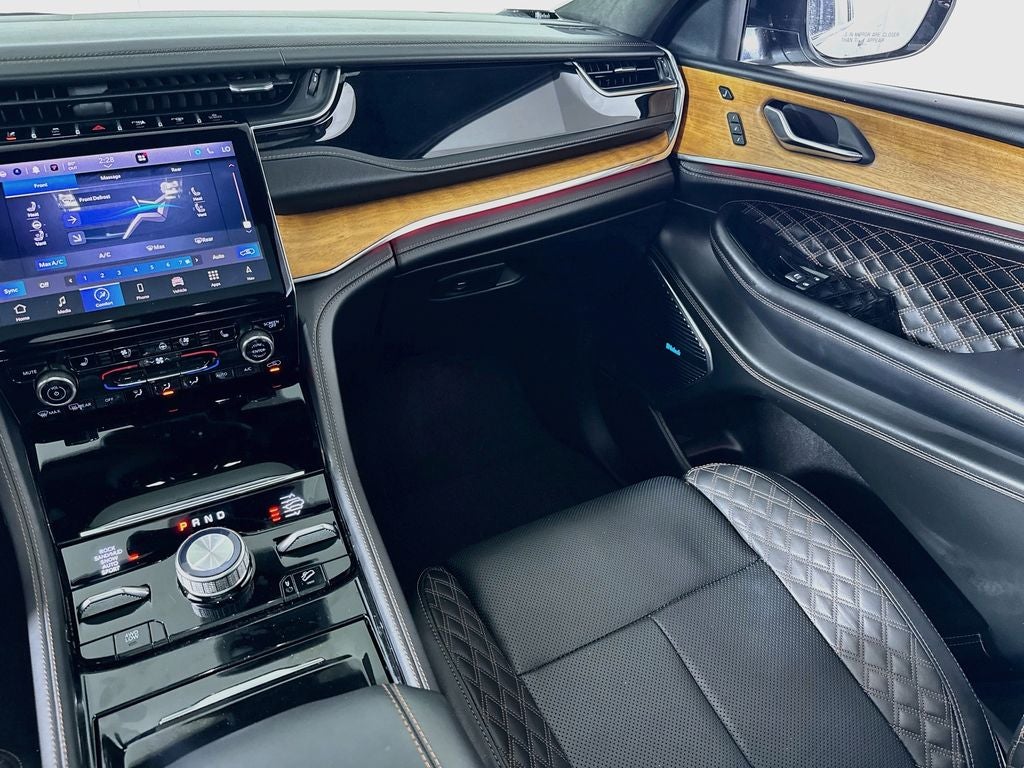 2025 Jeep Grand Cherokee Summit Reserve 4X4