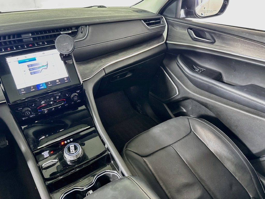 2022 Jeep Grand Cherokee L Limited 4X4Customer Preferred Package 22E