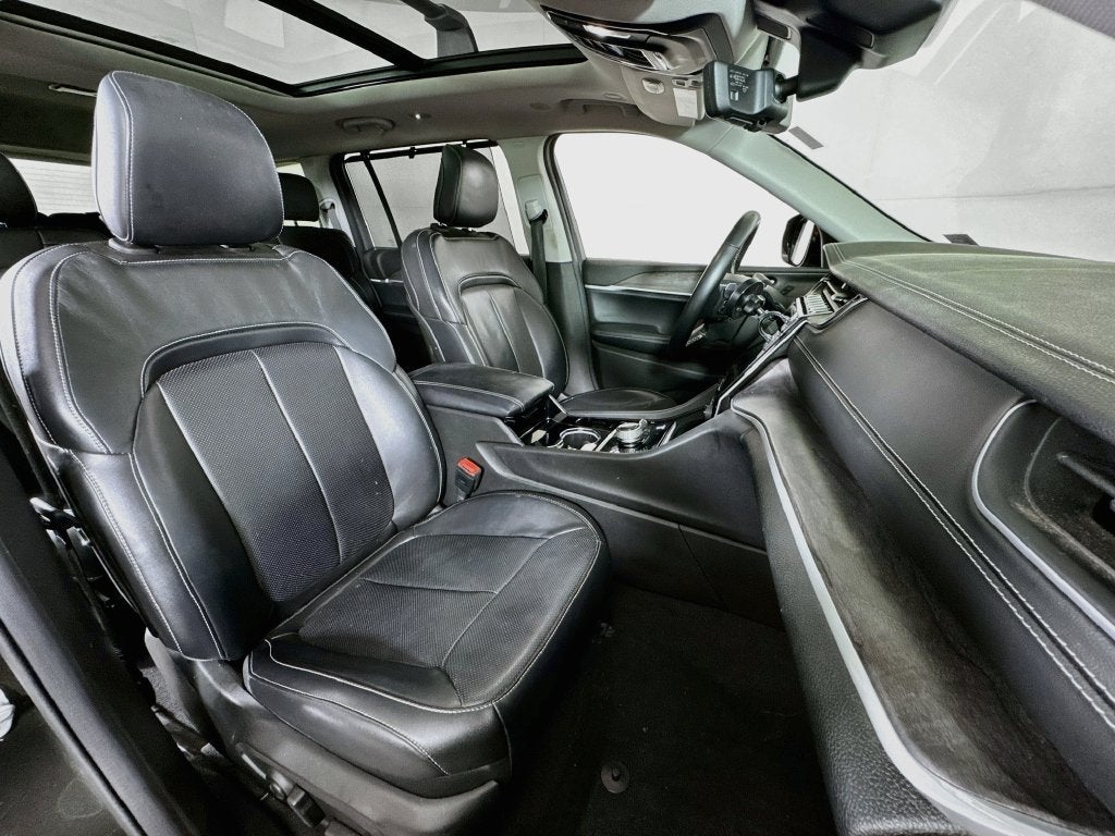 2022 Jeep Grand Cherokee L Limited 4X4Customer Preferred Package 22E