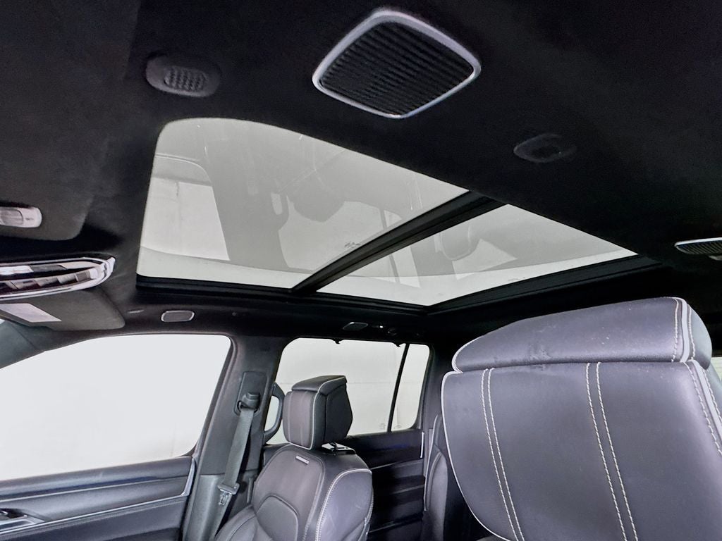 2024 Jeep Grand Wagoneer L Series II