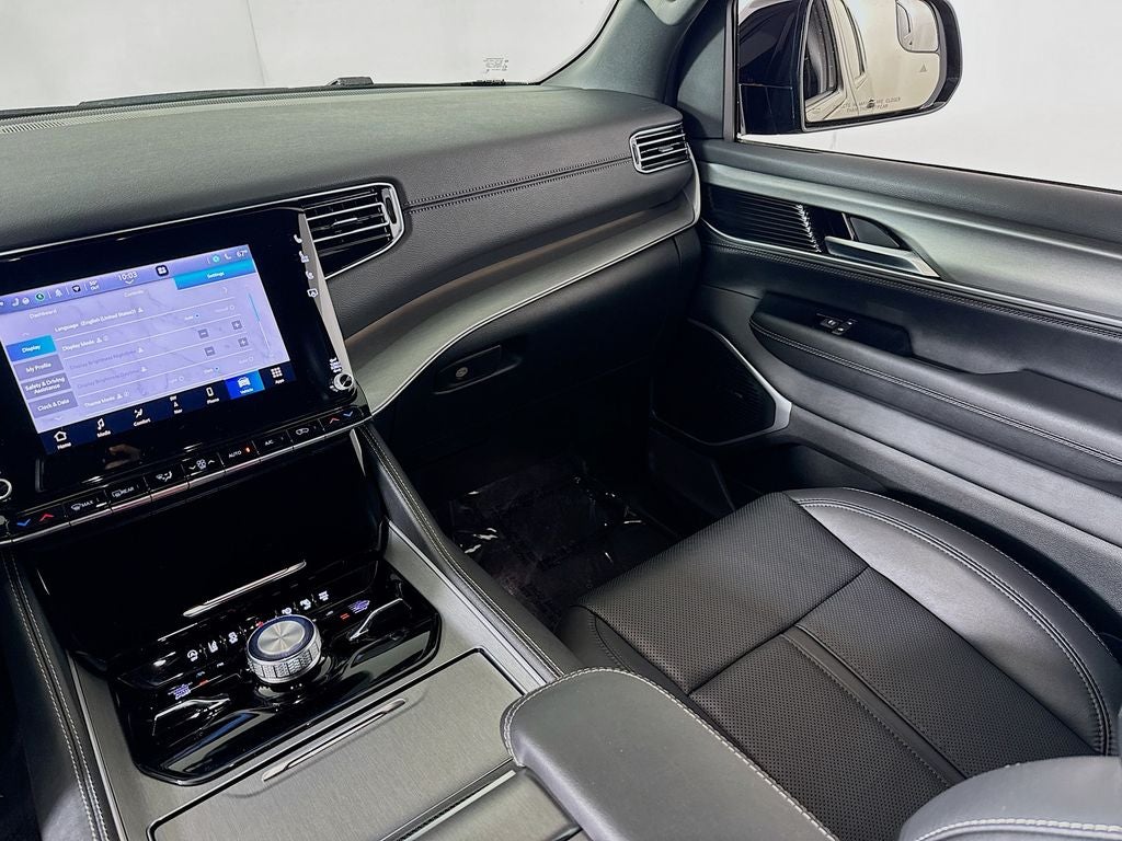 2025 Jeep Wagoneer Series II