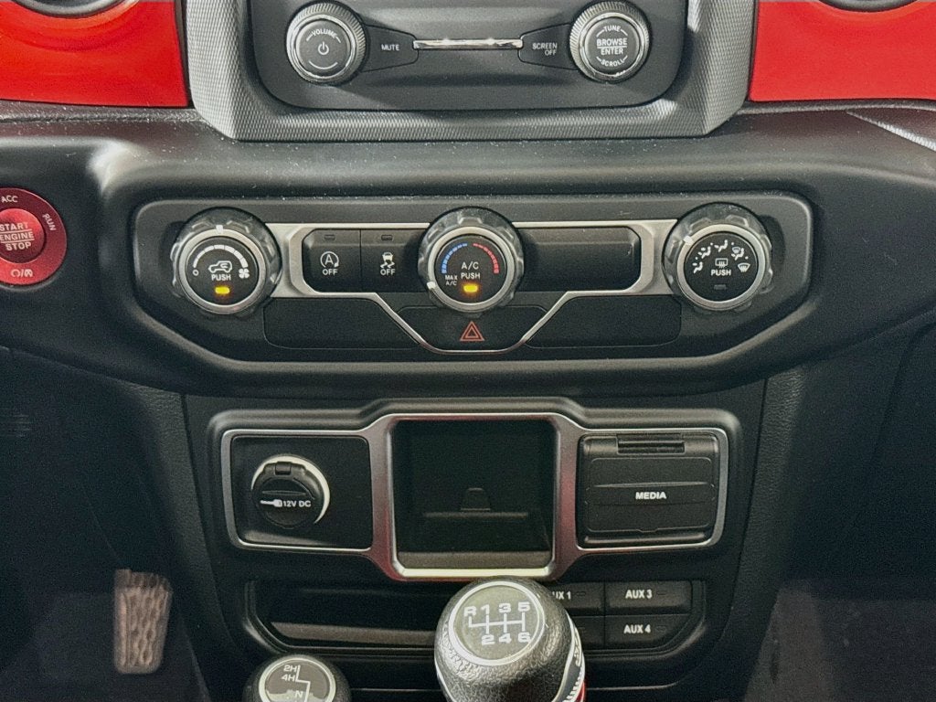 2021 Jeep Gladiator Sport