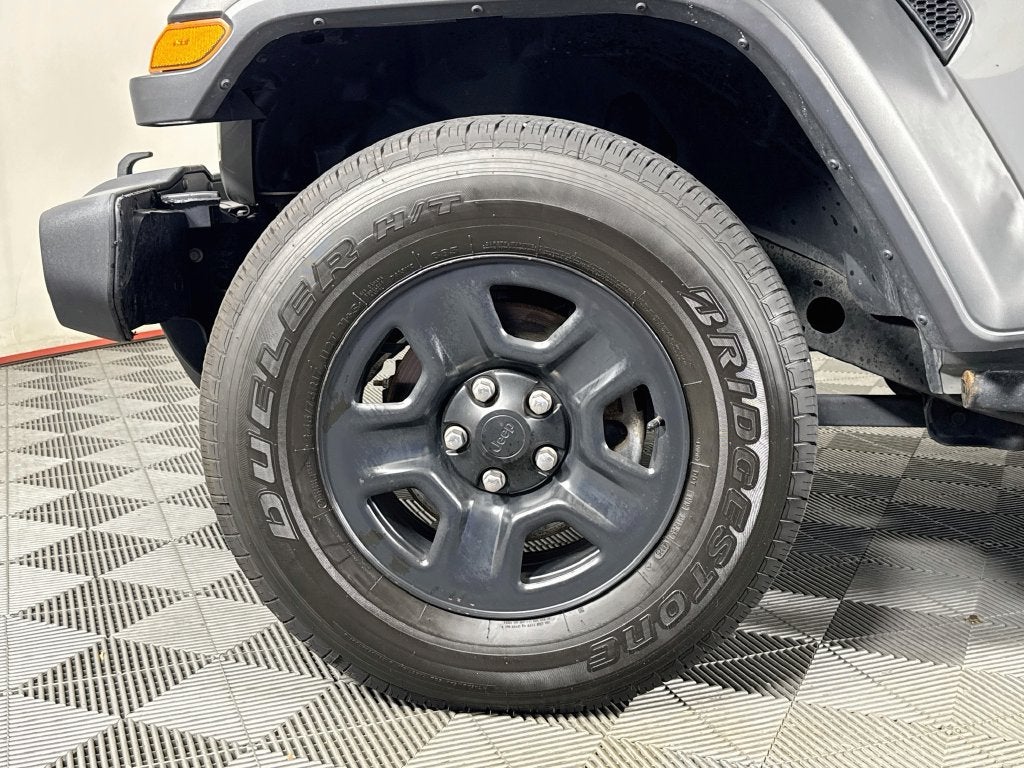 2021 Jeep Gladiator Sport