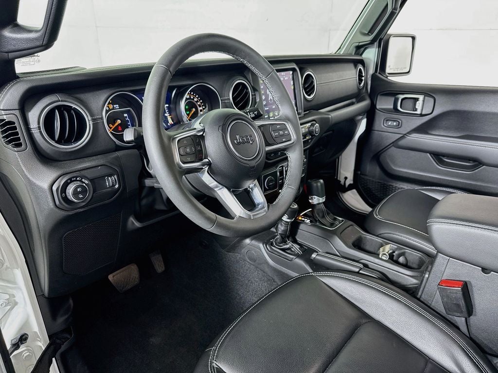 2023 Jeep Gladiator Overland 4X4