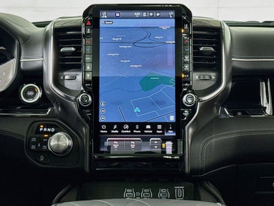 2025 RAM 1500 Limited C rew Cab 4X4