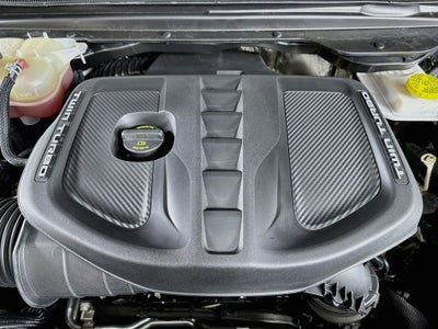 2025 RAM 1500 Limited C rew Cab 4X4