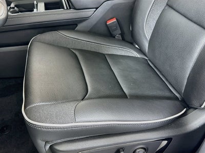 2026 RAM 1500 Limited Crew Cab4X4 LTD Level A Group-Barnes door-RAM Box