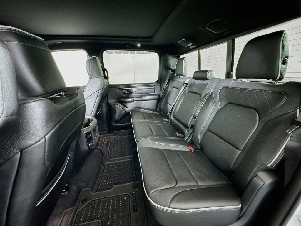 2026 RAM 1500 Limited Crew Cab4X4 LTD Level A Group-Barnes door-RAM Box
