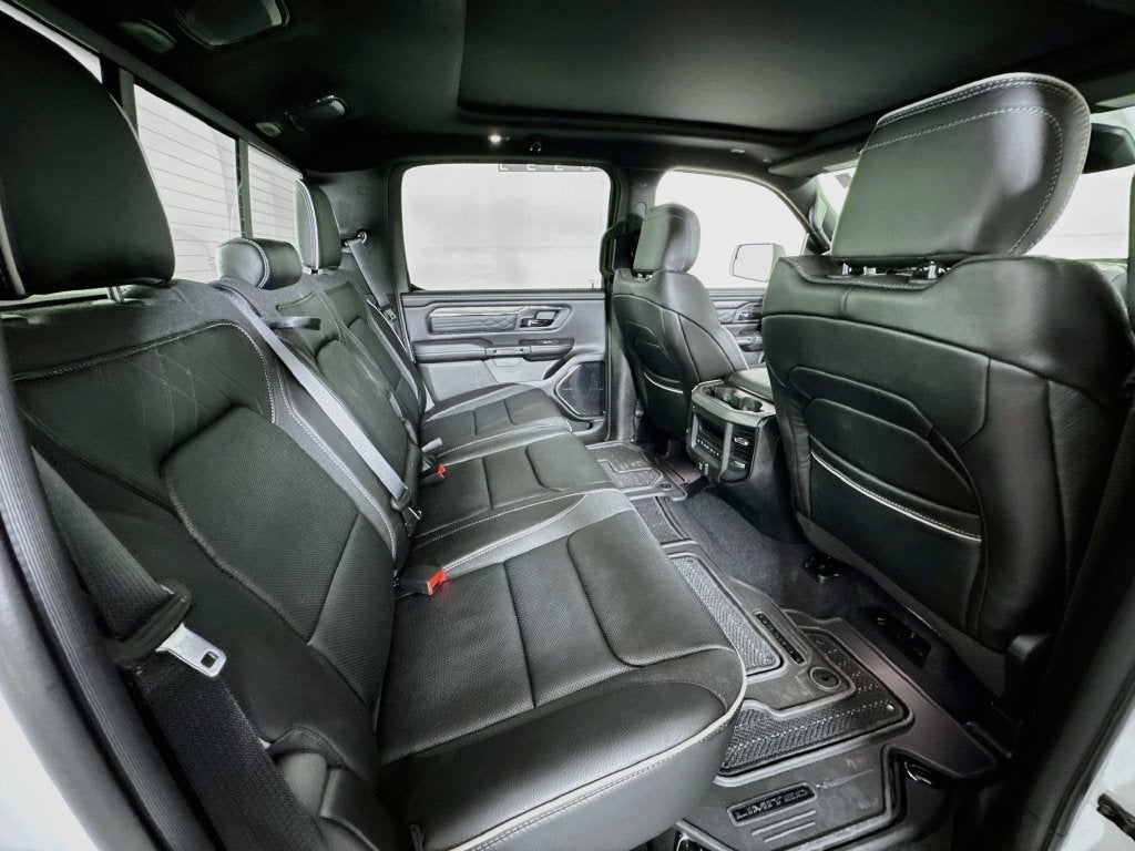 2026 RAM 1500 Limited Crew Cab4X4 LTD Level A Group-Barnes door-RAM Box