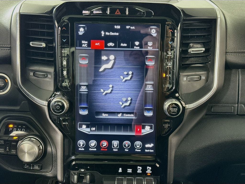 2020 RAM 1500 Laramie CREW CAB 4X4