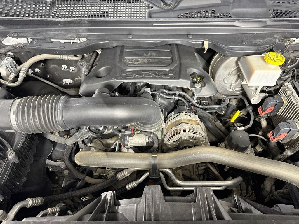 2020 RAM 1500 Laramie CREW CAB 4X4