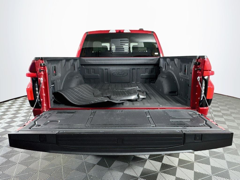 2024 Ford F-150 Lightning Platinum 4X4