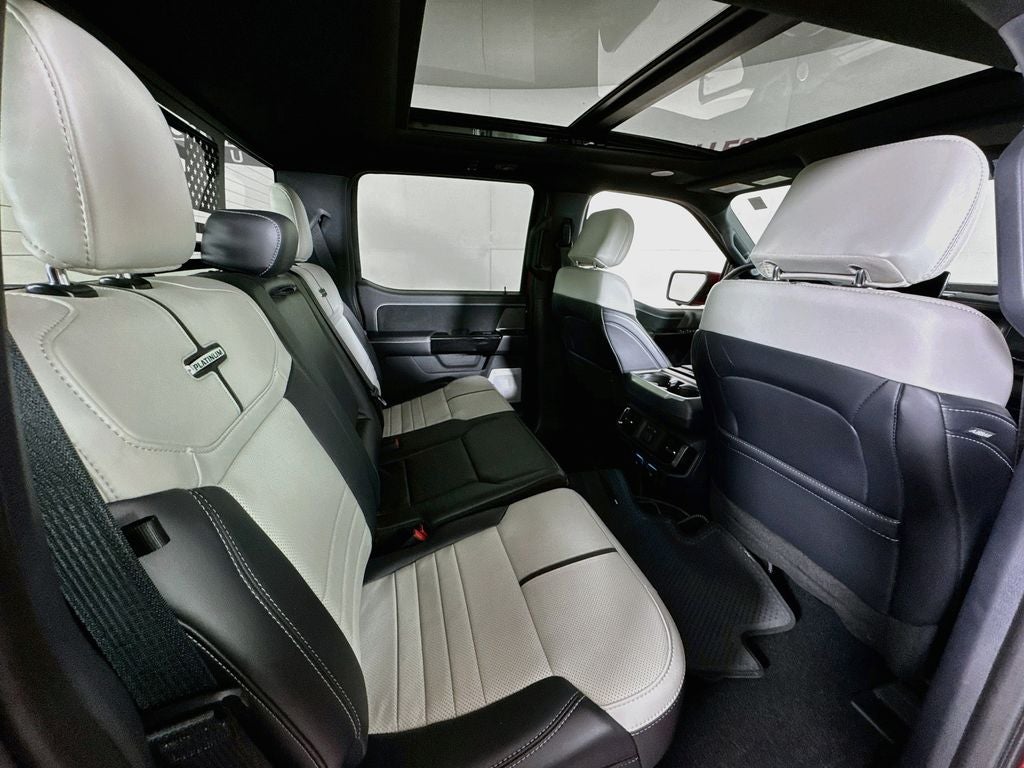 2024 Ford F-150 Lightning Platinum 4X4