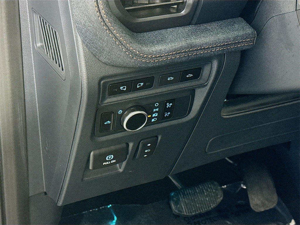 2023 Ford F-150 Lightning Lariat