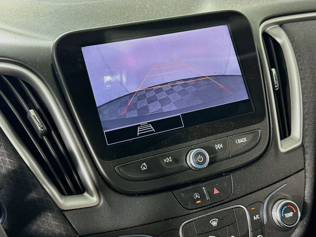 2022 Chevrolet Malibu LS 1LS