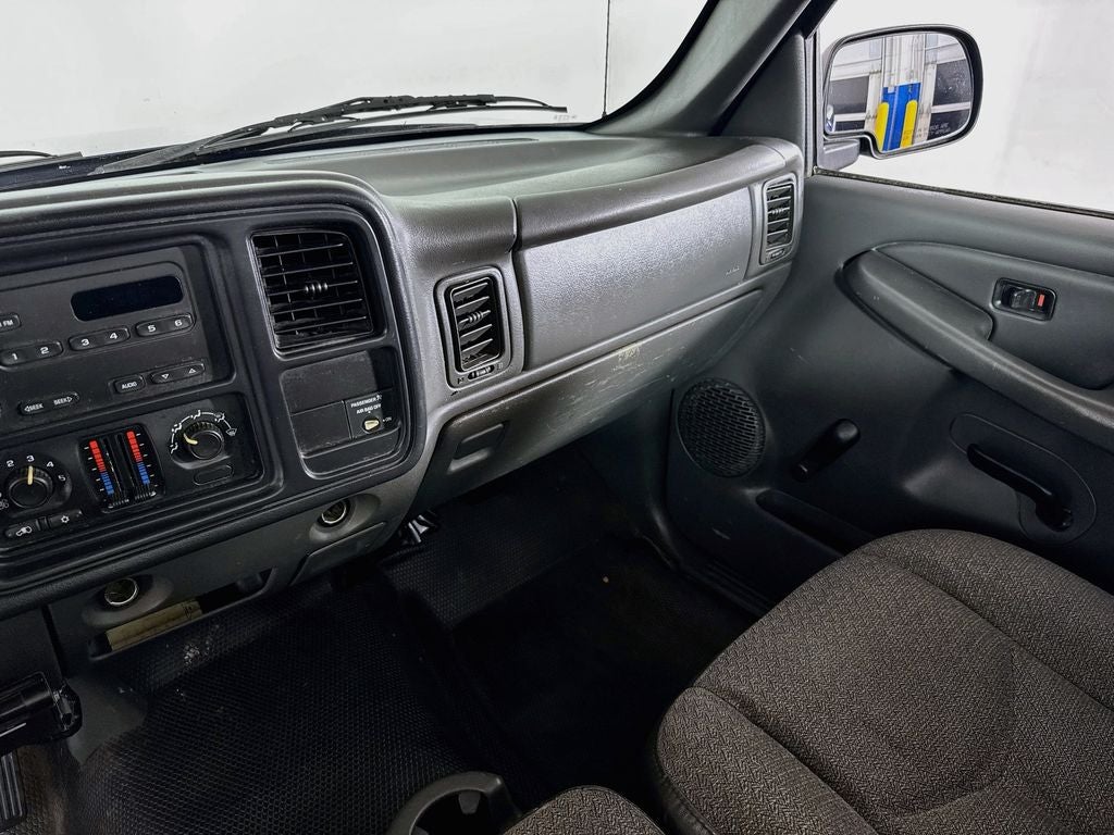 2004 Chevrolet Silverado 2500HD Work Truck