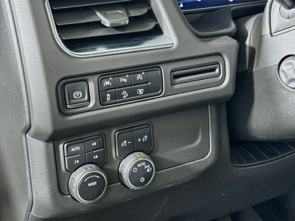 2023 Chevrolet Tahoe Z71 Luxury Package