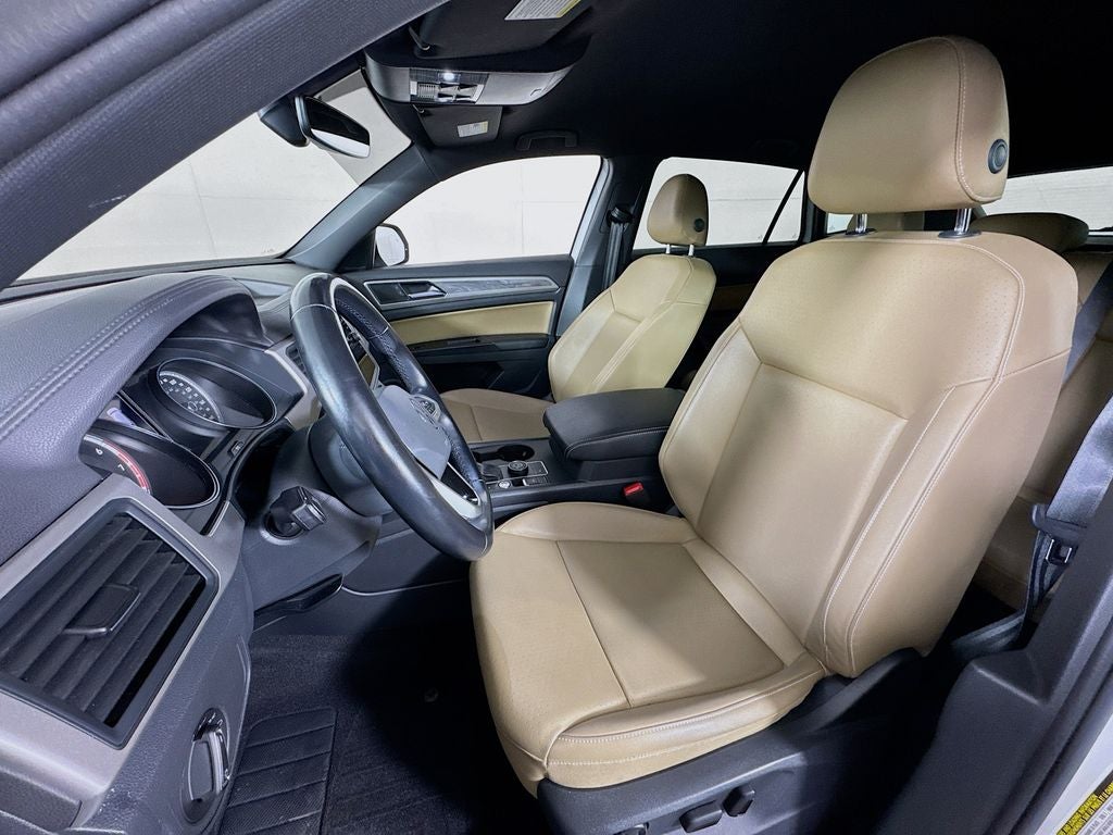 2020 Volkswagen Atlas Cross Sport 2.0T SE w/Technology