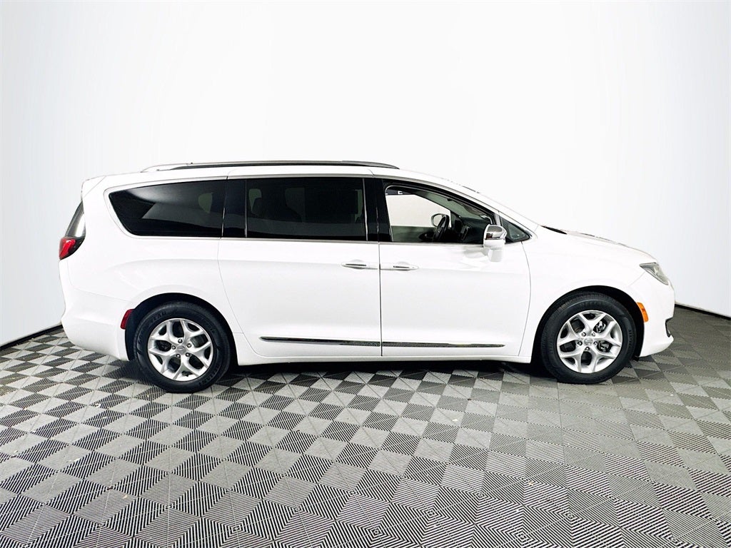 2020 Chrysler Pacifica Limited