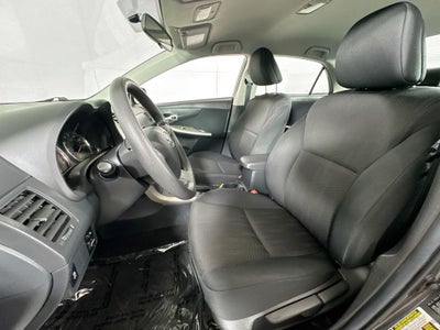 2011 Toyota Corolla S Preferred O wner's Portfolio