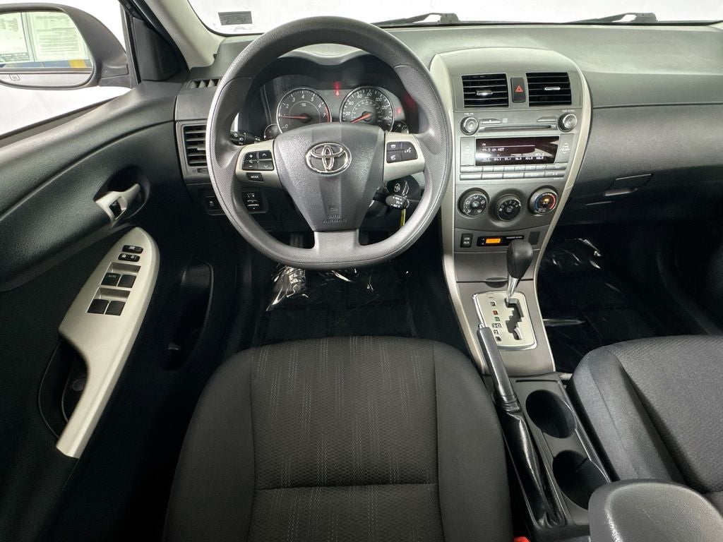2011 Toyota Corolla S Preferred O wner's Portfolio