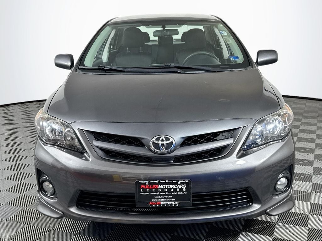 2011 Toyota Corolla S Preferred O wner's Portfolio