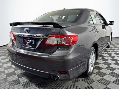 2011 Toyota Corolla S Preferred O wner's Portfolio