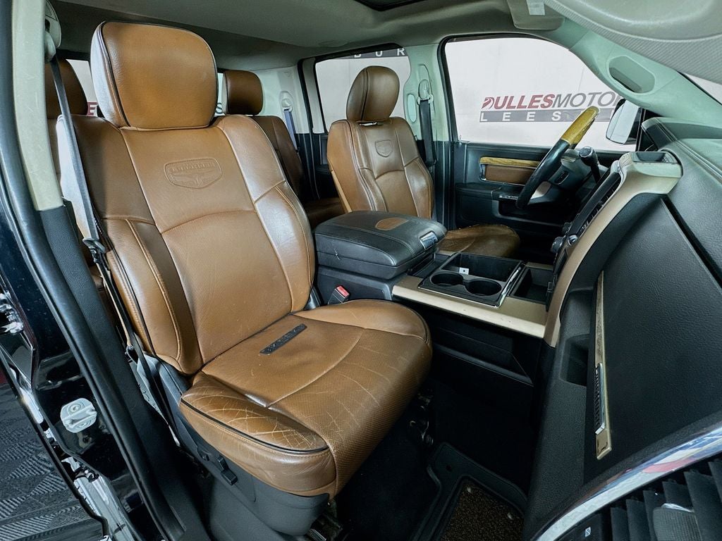 2014 RAM 3500 Laramie Longhorn/With fift wheel