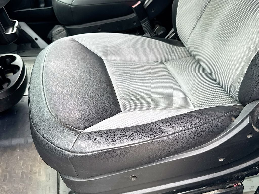 2025 RAM ProMaster 2500 136"WB-LOW ROOF