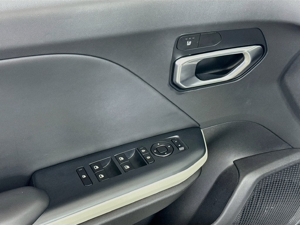 2025 Kia K4 GT-Line Sunroof Package