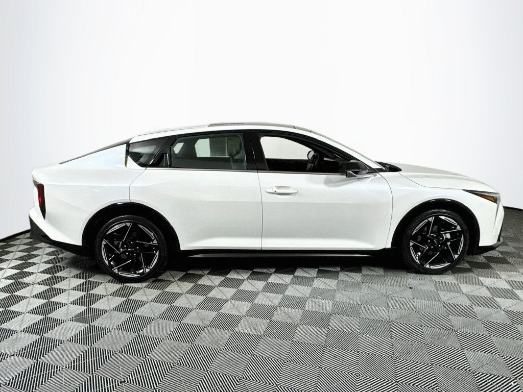 2025 Kia K4 GT-Line Sunroof Package
