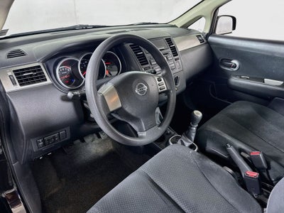2011 Nissan Versa 1.8 S 5DR-Hatchback