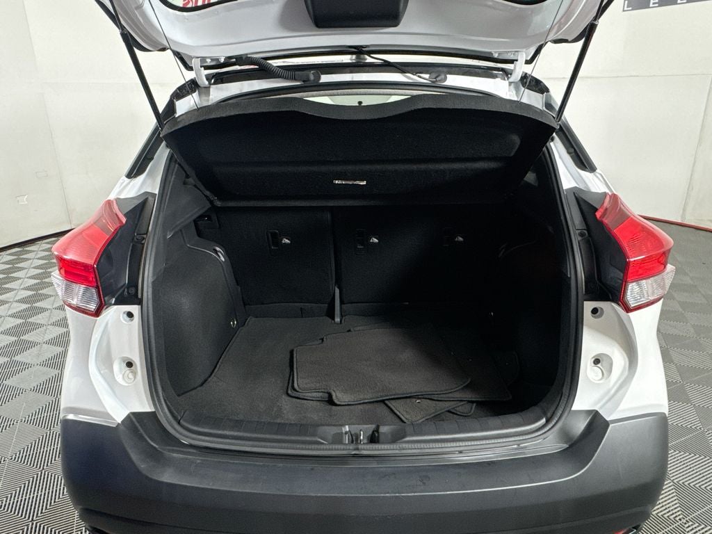 2018 Nissan Kicks SV