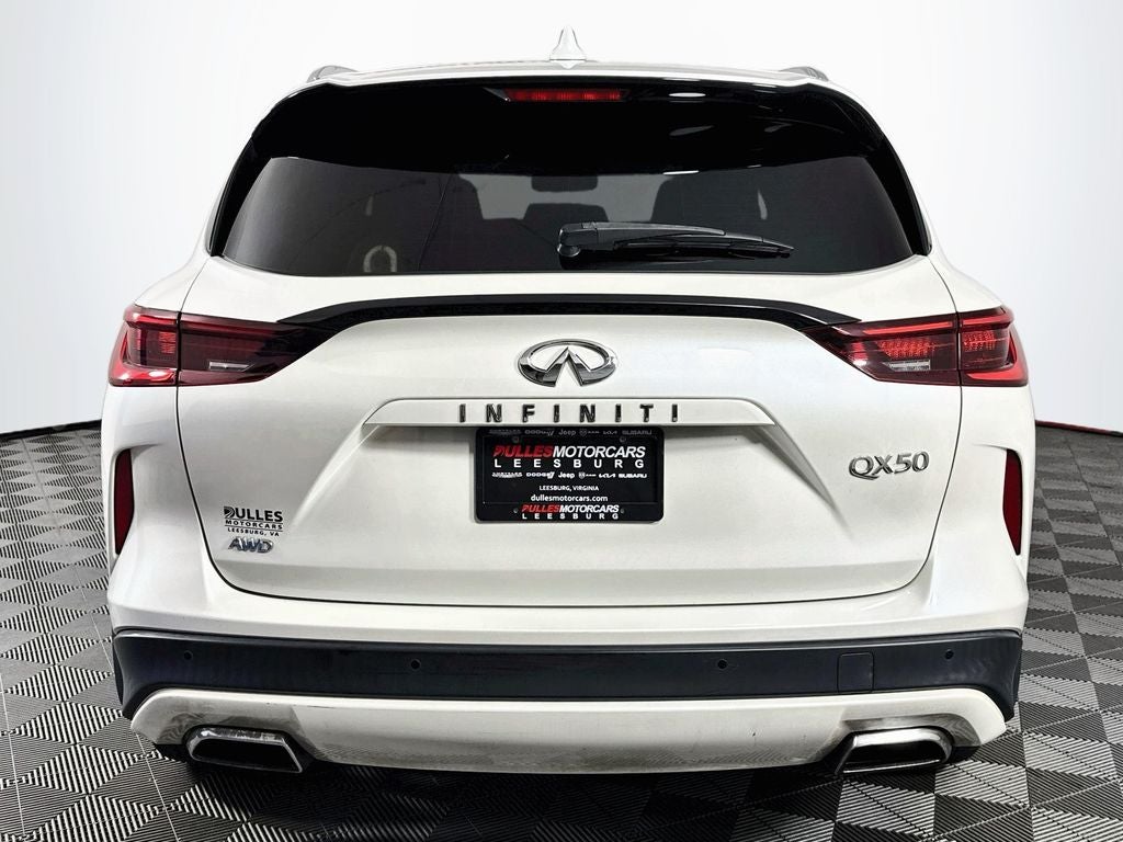 2022 INFINITI QX50 LUXE AWD Appearance Package