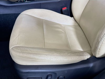 2015 Toyota Avalon XLE Perferred Owners Portfolio