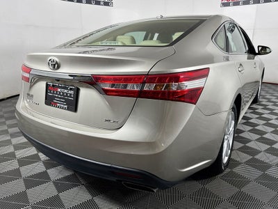 2015 Toyota Avalon XLE Perferred Owners Portfolio