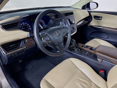 2015 Toyota Avalon XLE Perferred Owners Portfolio