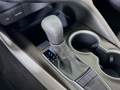 2022 Toyota Camry LE
