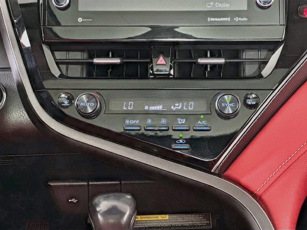 2021 Toyota Camry XSE AUTO (Natl)