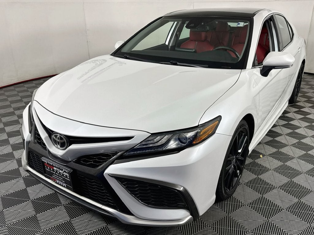 2021 Toyota Camry XSE AUTO (Natl)