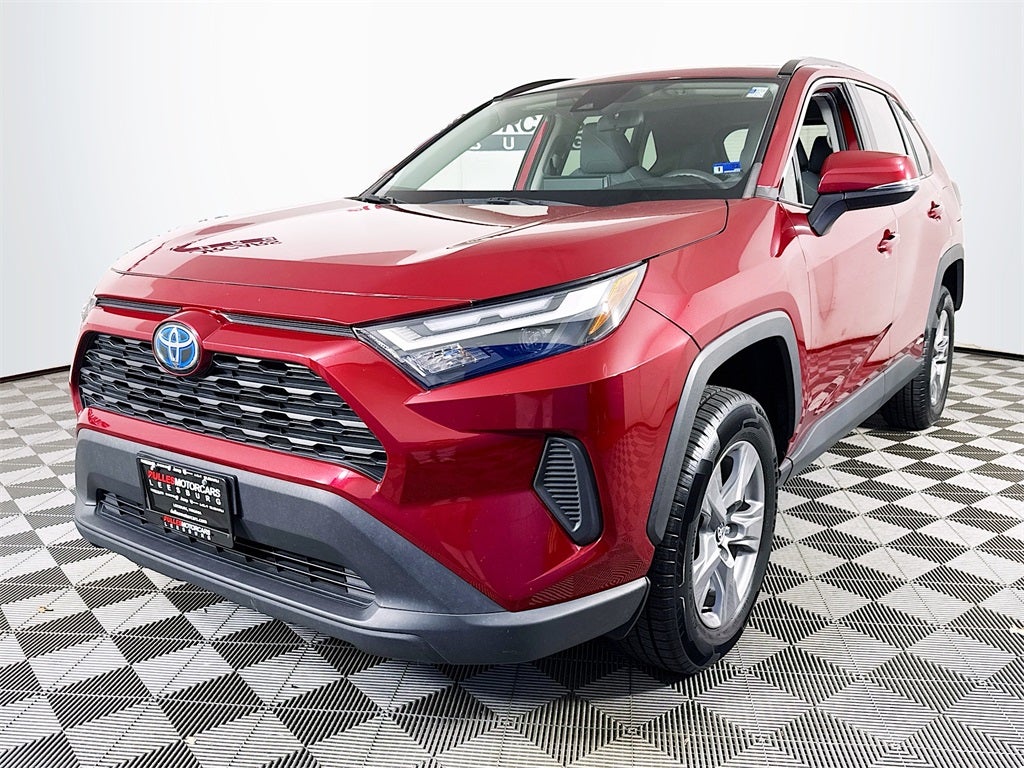 2022 Toyota RAV4 Hybrid XLE