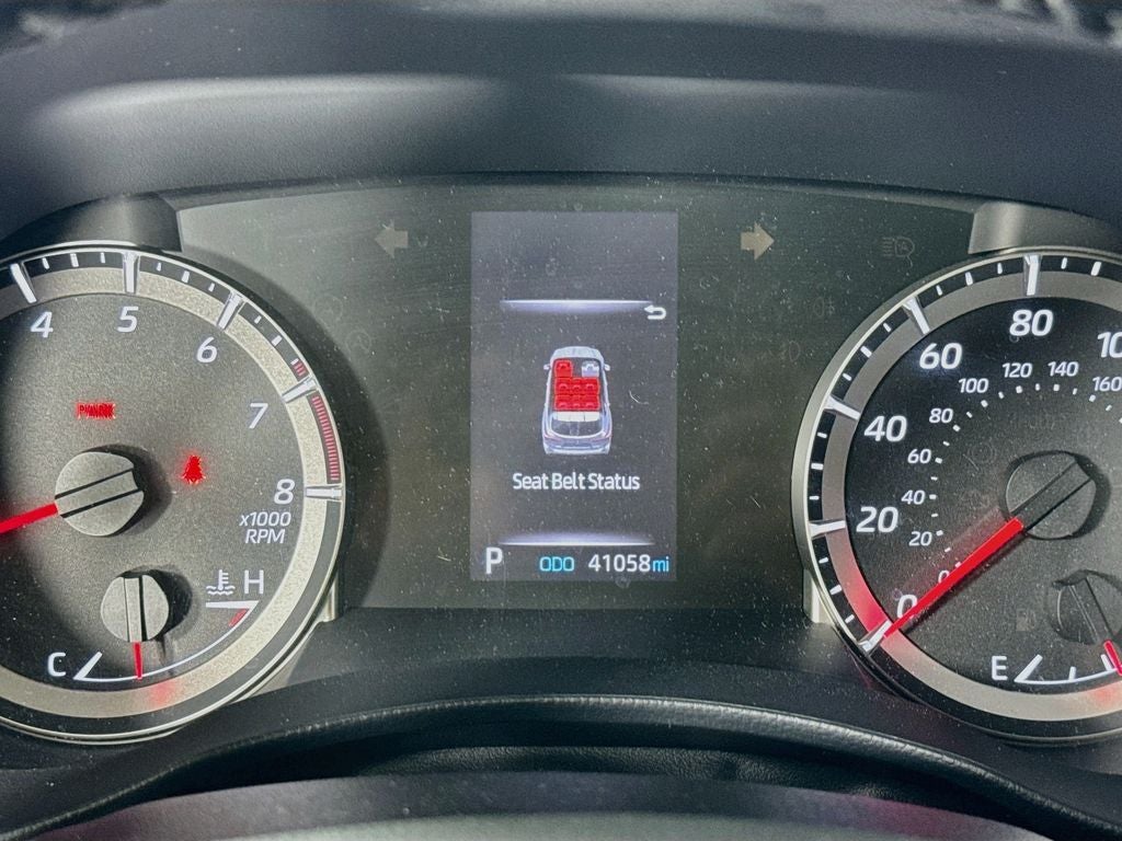 2021 Toyota Highlander LE