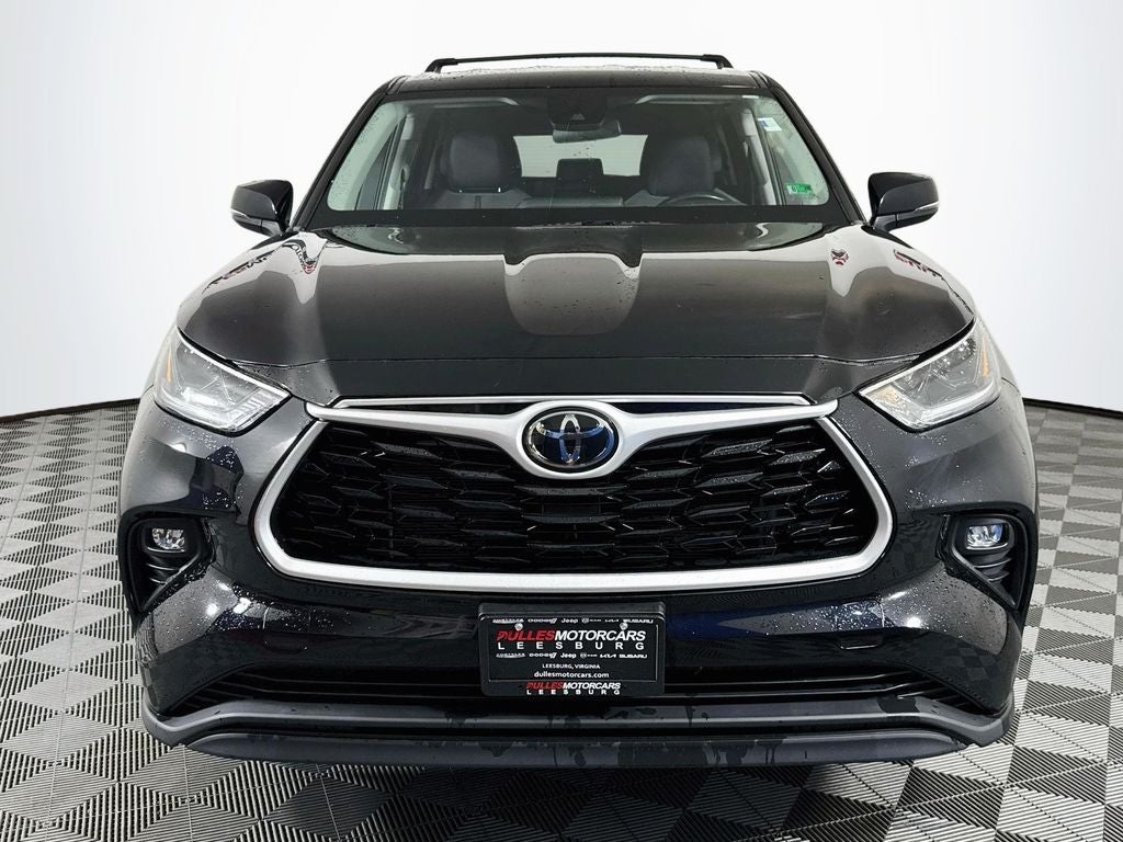 2021 Toyota Highlander LE