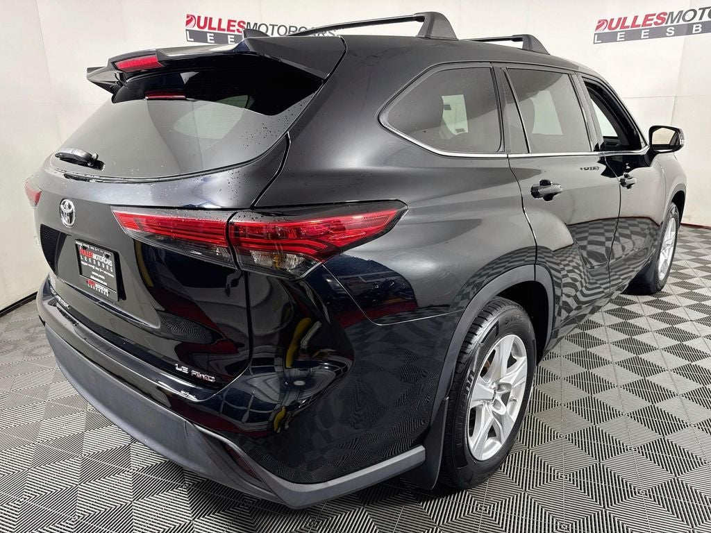 2021 Toyota Highlander LE