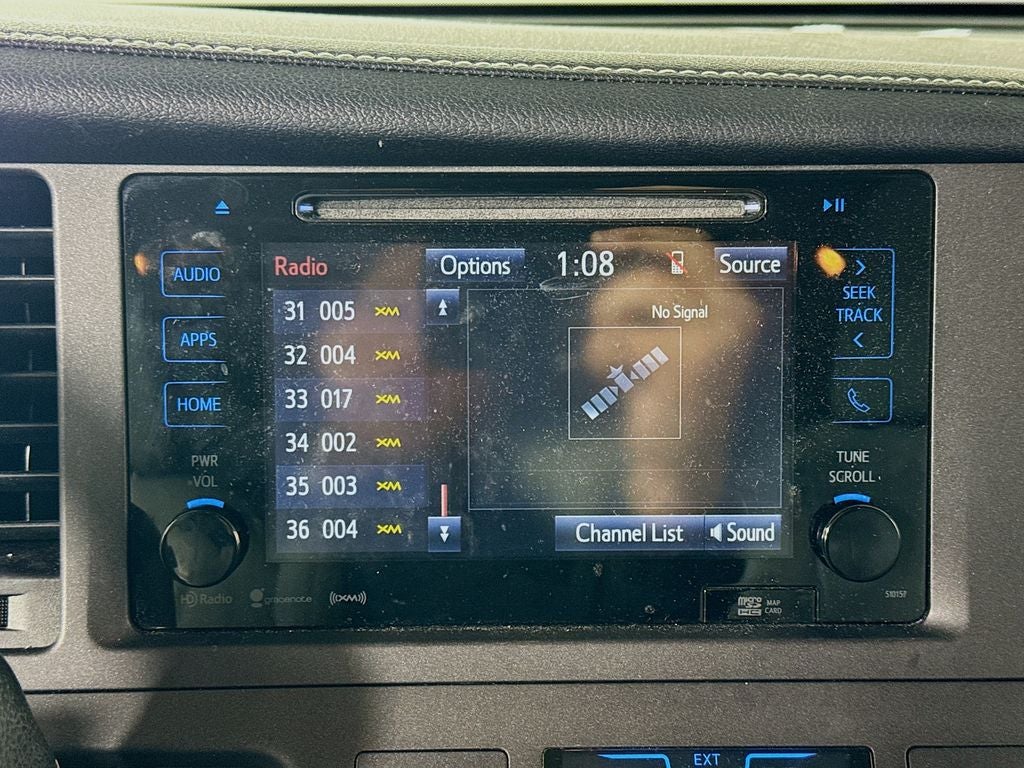 2017 Toyota Sienna XLE Premium 7 Passenger